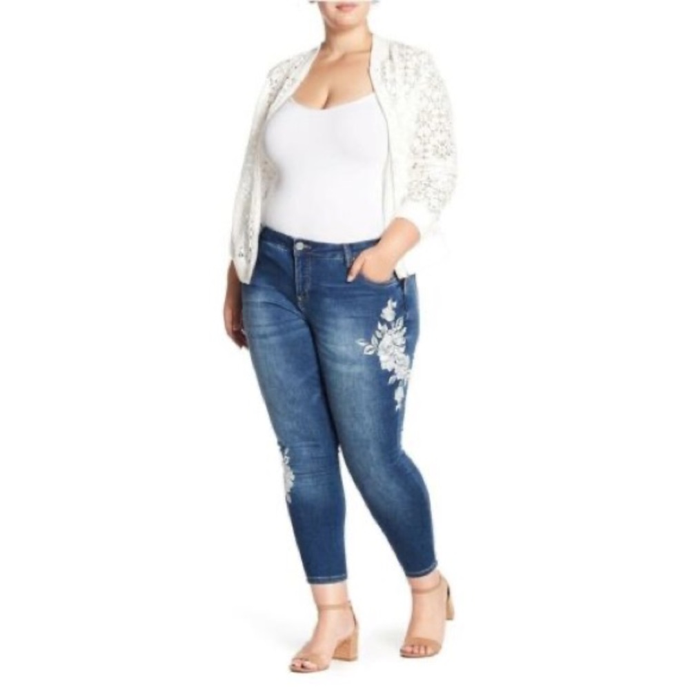 KUT from the Kloth Janet Blue Skinny Embroidered Jeans